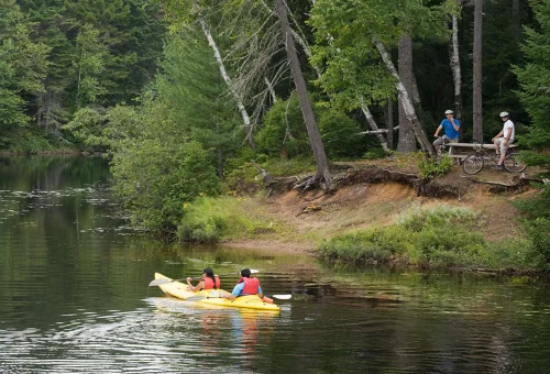 Kayaking / paddle boat activities Mont-Tremblant