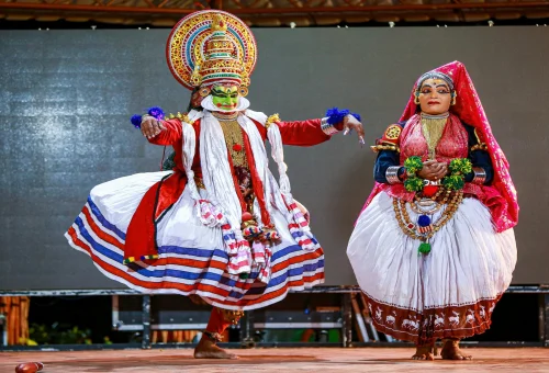 kathakali kochi