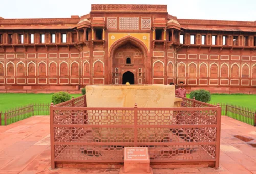 Best Agra Tour