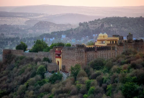 Best Ramathra Fort  Tour