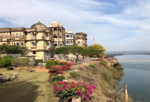 Best Bhainsrorgarh Tour