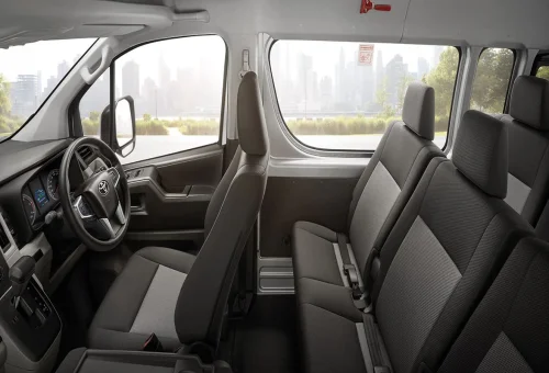 Comfortable car and minivan transfer with luggage space in Thailand