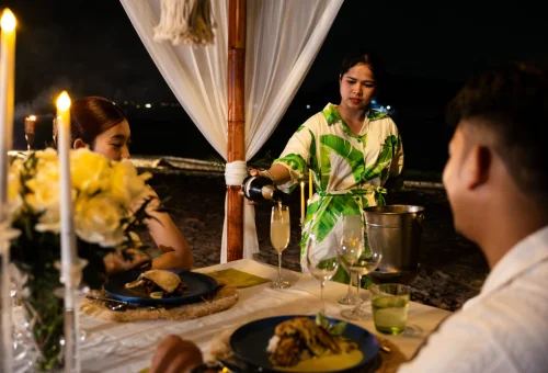 romatic-sunset-dinner-coral-island-phuket-travel-store-16