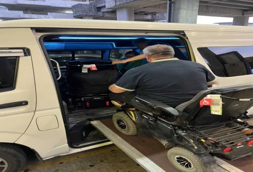 Wheely Friendly Airport Transfer Phuket Travel Store 3