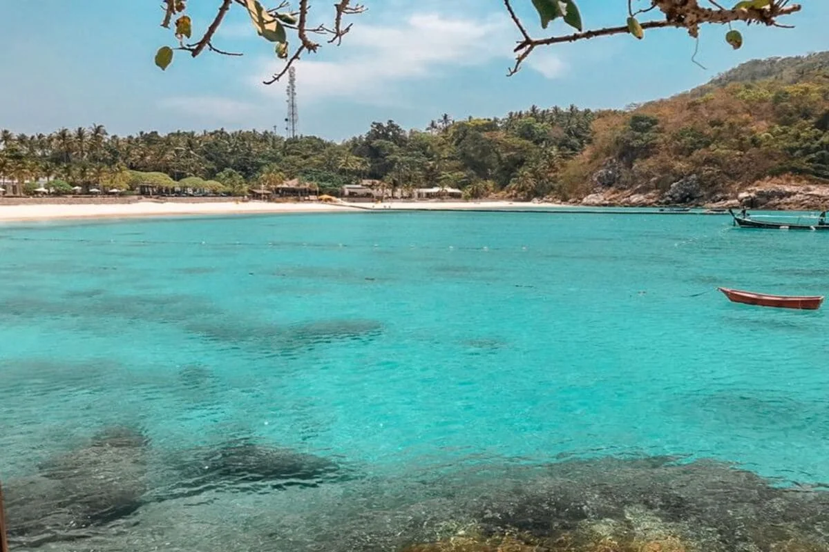 Raya Yai turquoise water and tropical beach on private tour from Phuket