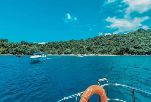 Private speedboat arriving at Coral Island Phuket