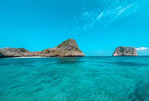Koh Haa snorkeling from a private speedboat in Thailand