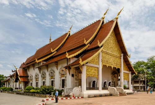 wat-chedi-luang-lanna-temple-chiang-mai