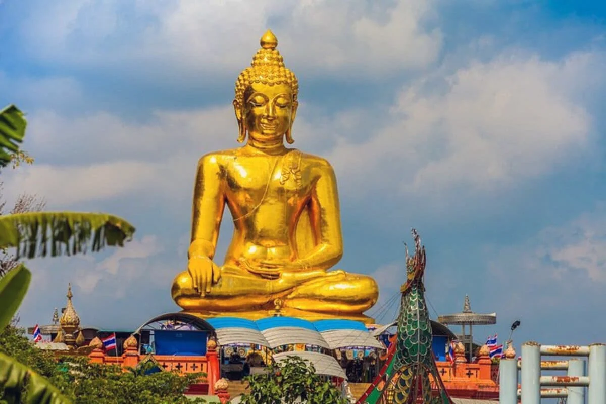 Golden Buddha Golden Triangle Chiang Rai Thailand private tour