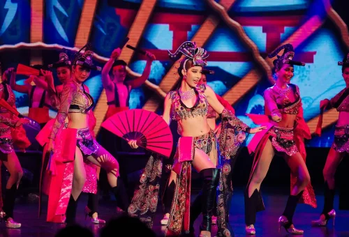 simon-cabaret-show-phuket-travel-store 9