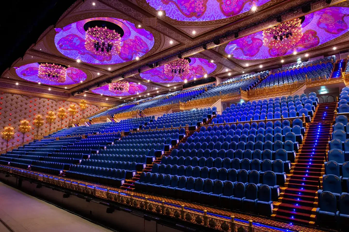 carnival-magic-phuket-travel-store 4