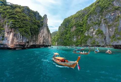 phi-phi-islands-speed-catamaran-phuket-travel-store-19