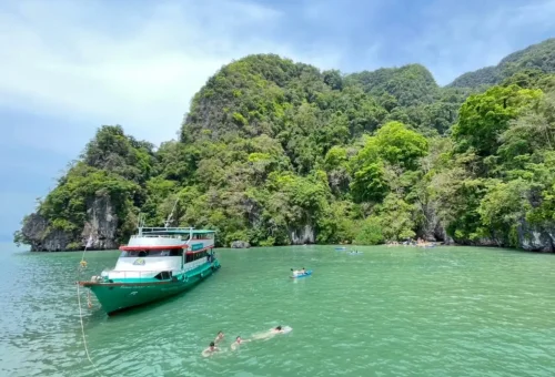 Andaman Sea Kayak Phuket Travel Store 3