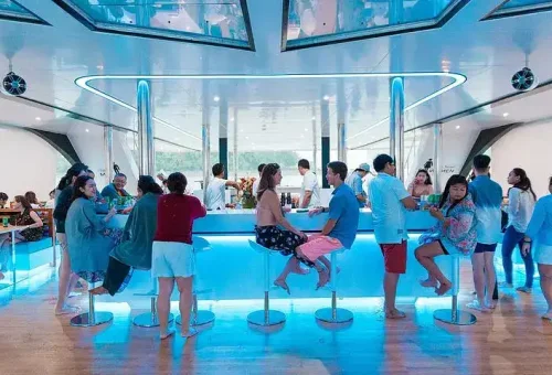 james-bond-island-luxury-catamaran-phuket-travel-store-6