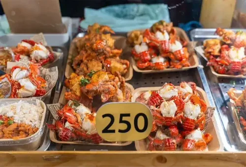 phuket-weekend-market-thalang-road-phuket-travel-store-5