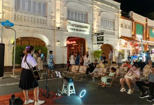 Phuket Weekend Market Thalang Road Phuket Travel Store 6