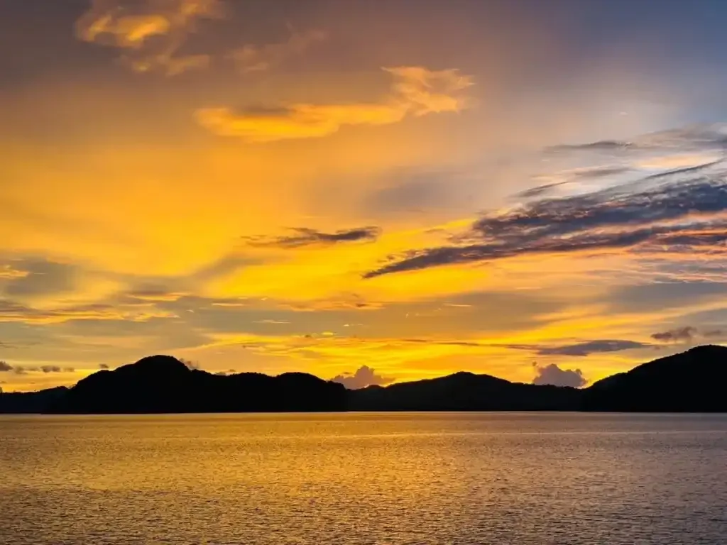 Twilight Sea Canoe Phuket Travel Store 4