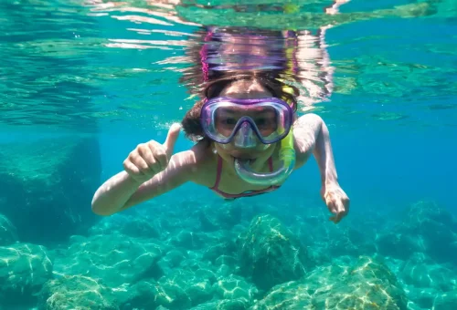 Banana Beach Coral Island Phuket Travel Store 1