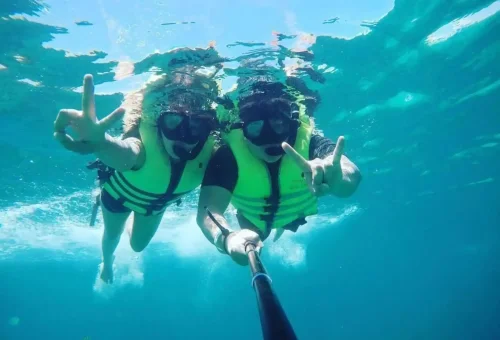 banana-beach-coral-island-phuket-travel-store-2