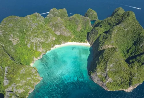 phi-phi-islands-phuket-travel-store-7