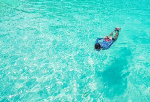 racha-yai-island-phuket-travel-store-7