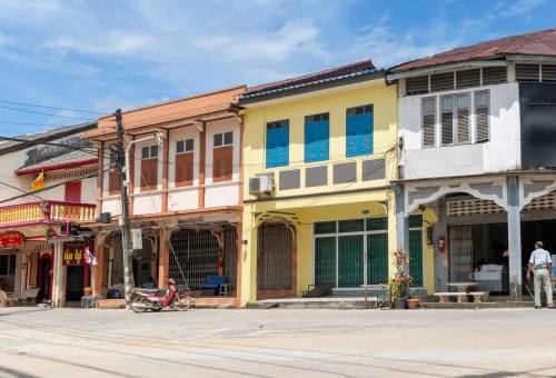 takuapa-little-amazon-phuket-travel-store-4