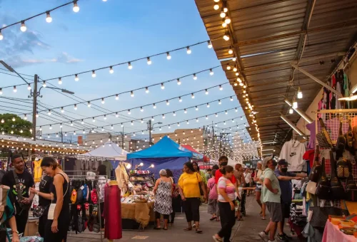 chillva-naka-market-phuket-travel-store-20