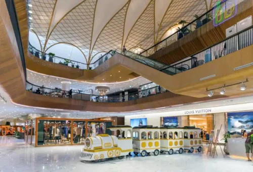 Central Festival Phuket Sunday shopping tour with Phuket Travel Store – explore top fashion, dining, and local experiences