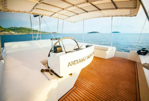 Sophisticated interior and spacious exterior of the Elizabeth private sailing yacht in Phuket with Phuket Travel Store