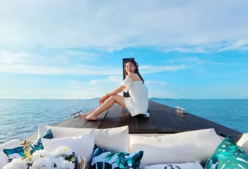 Unique luxury longtail boat tour in Phuket with Phuket Travel Store