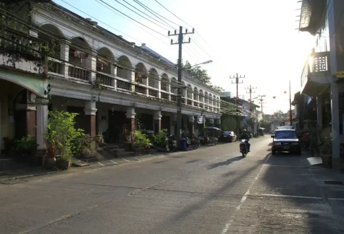 takuapa-local-life-experience-phuket-travel-store-6