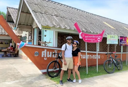 Couple at Koh Klang village cycling center in Krabi