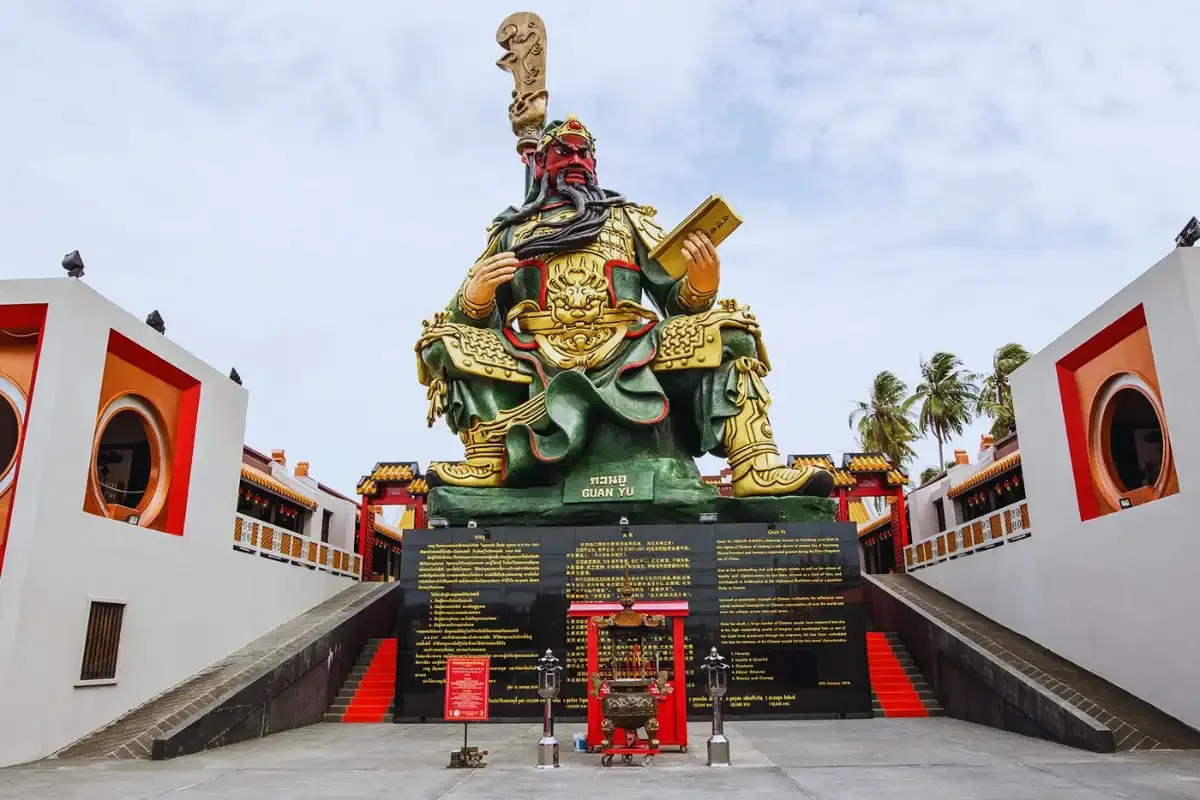 Giant Guan Yu statue at Guan Yu Shrine on Koh Samui, Thailand.