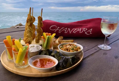 Apero drinks and snacks on Koh Samui sunset cruise