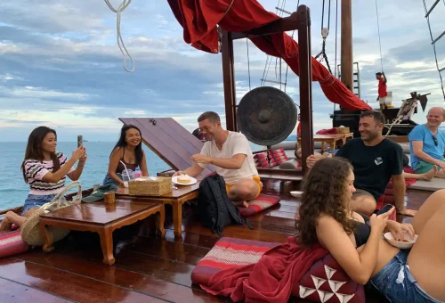 Couples enjoying Koh Samui apero sunset cruise