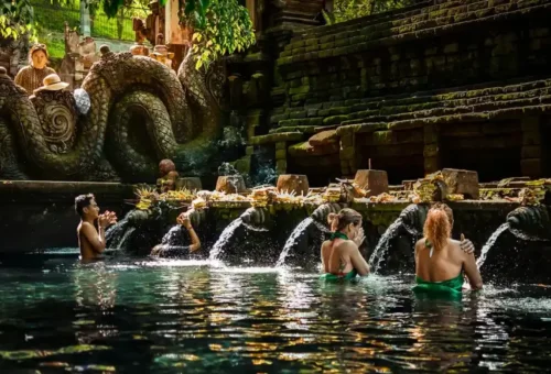 web gallery tirta empul bali (1)