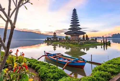 Web_Gallery_Bali_Ulun Danu Temple Beratan_88970059