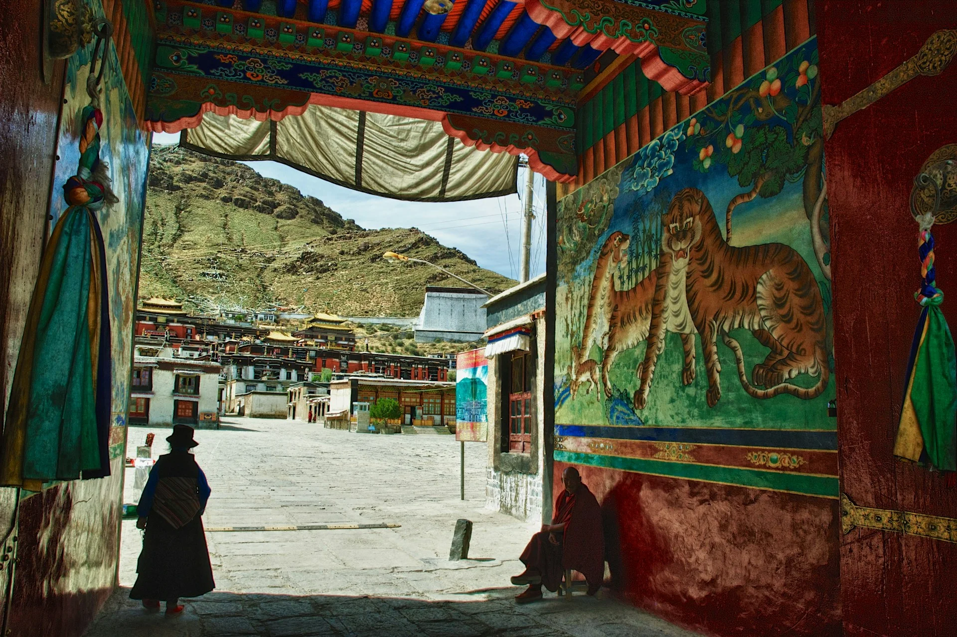 Tibet temple shigatse