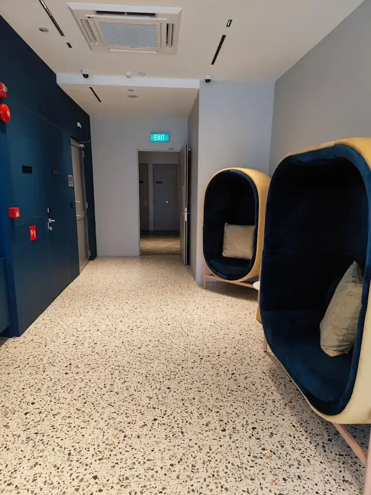 Ibis Budget Singapore Gold 5