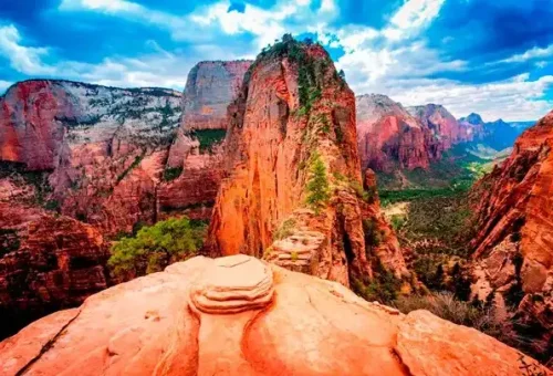 angels-landing-zion-national-park-usa-14