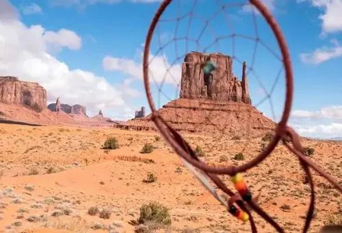 dream-catchers-monument-valley-usa-1