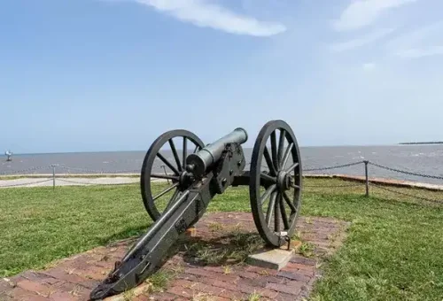 cannon-fort-sumter-national-monument-charleston-harbor-south-carolina-usa-2
