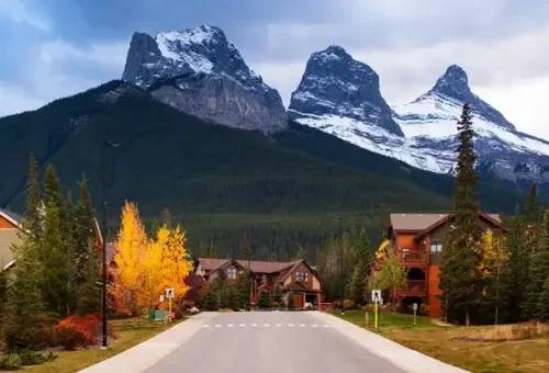 visit-canmore-alberta-canada-1
