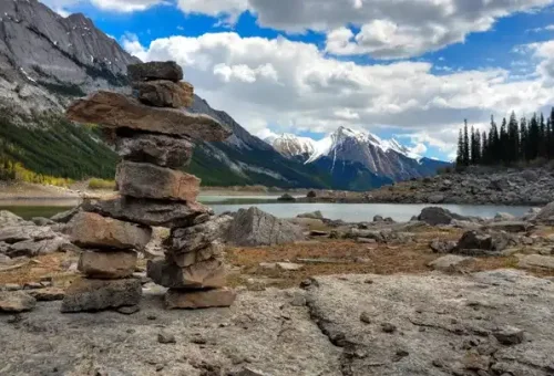inukshuk-rocky-mountains-national-park-canada-3