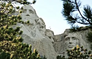 View Mount Rushmore Usa