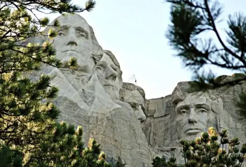 view-mount-rushmore-usa