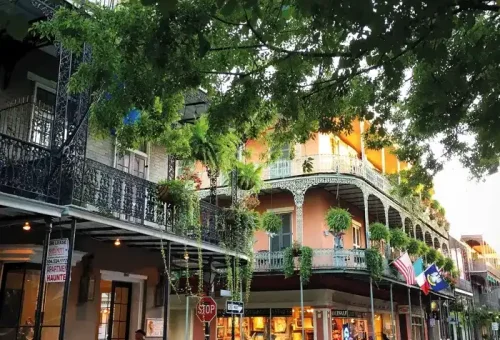 street-new-orleans-usa