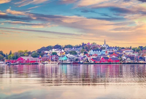 Lunenburg_Waterfront_2000x1500