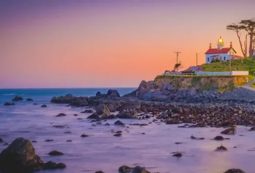 battery-point-lighthouse-crescent-city-ca