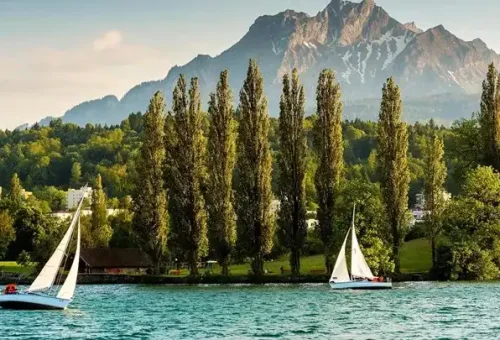 mt-pilatus-yachts-lake-lucerne-switzerland-1